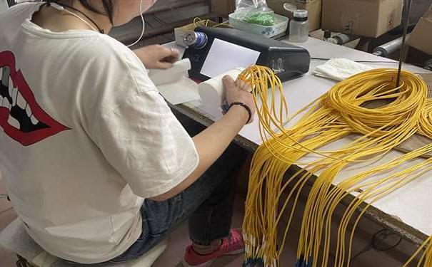 郑州市网络工程中几种常用的光纤连接器